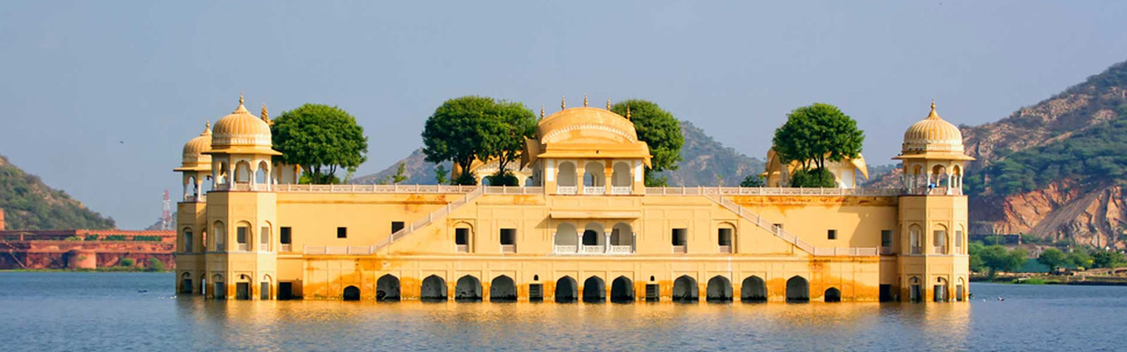 Amigo India Tours 